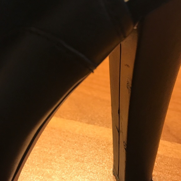 The most killer Gucci booties + shoe bags - Picture 7 of 8